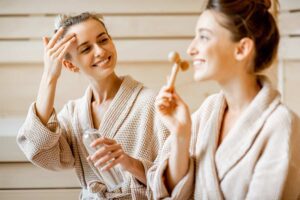 women-relaxing-in-Spa-and-Wellness-Centre